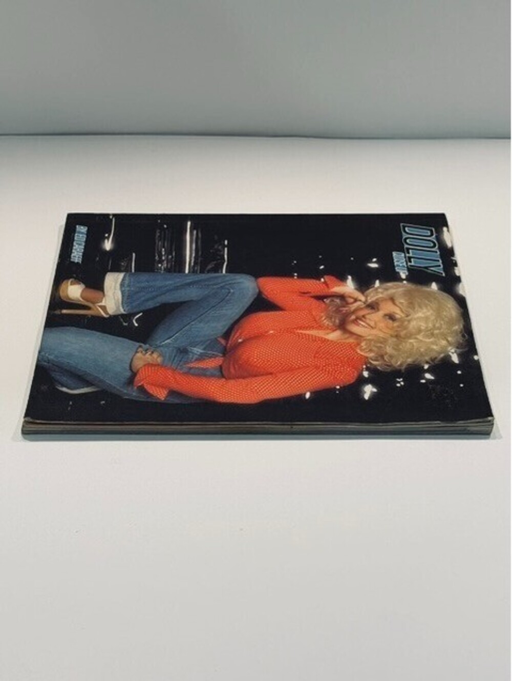 Dolly Close Up Ed Caraeff 1983 1st Edition Dolly Parton Photo Book Vintage Rare - Picture 7 of 9